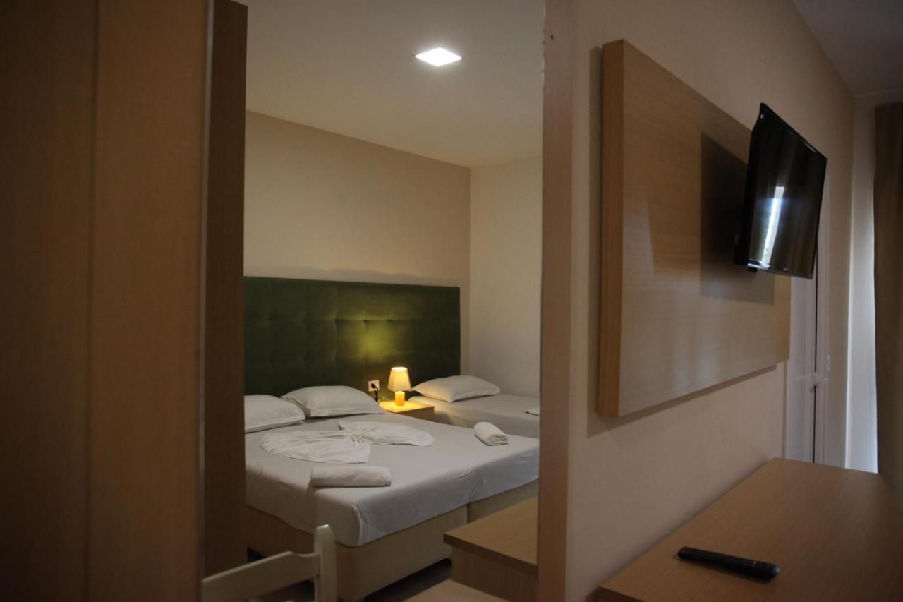 Freskia Resort Velipoje Luaran gambar