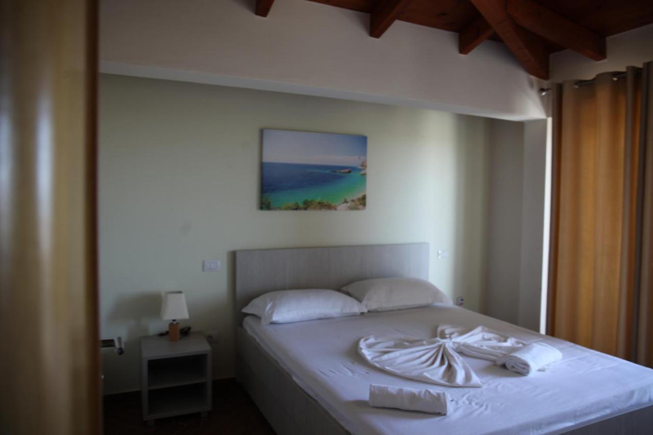 Freskia Resort Velipoje Luaran gambar