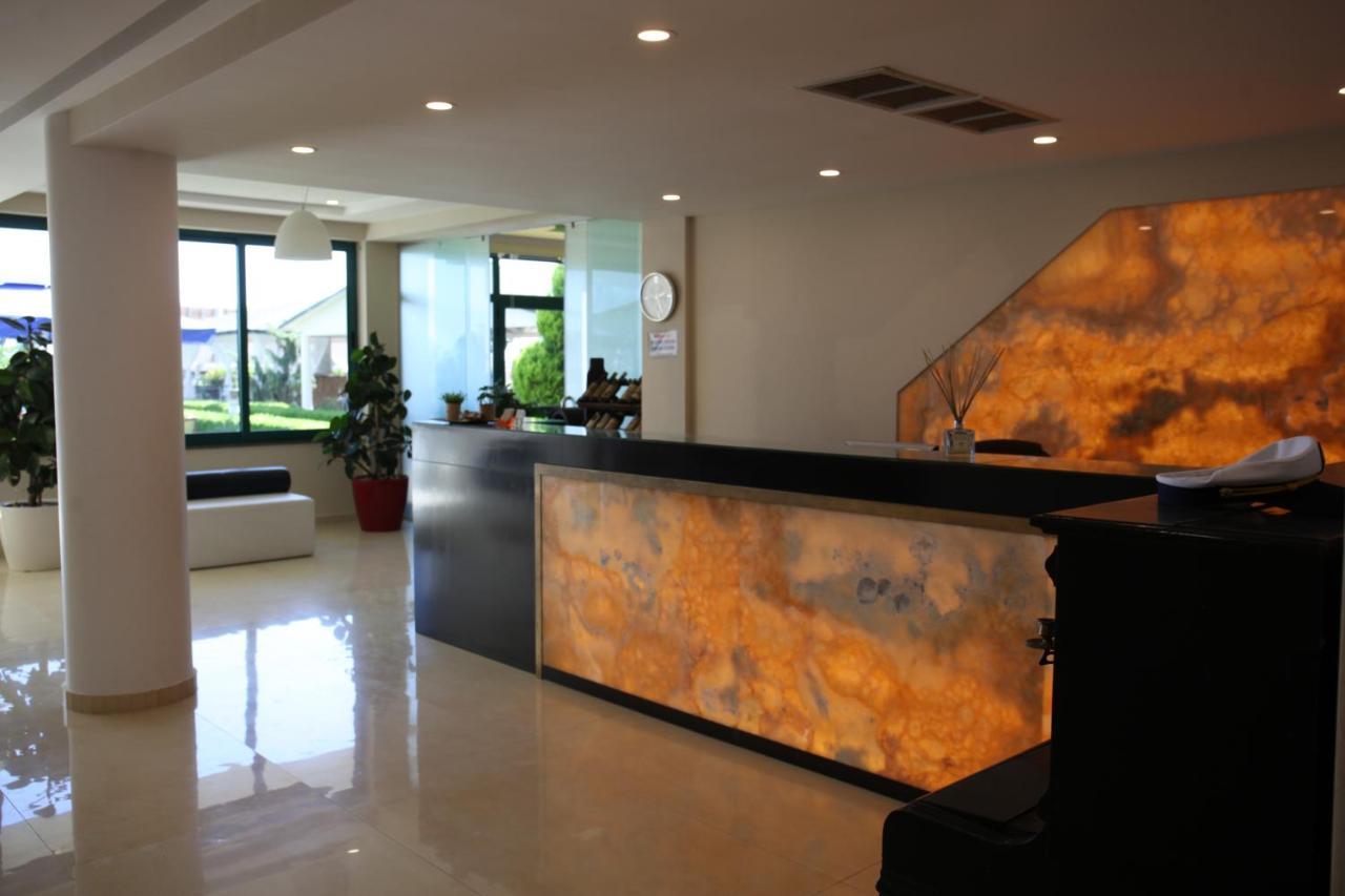 Freskia Resort Velipoje Luaran gambar